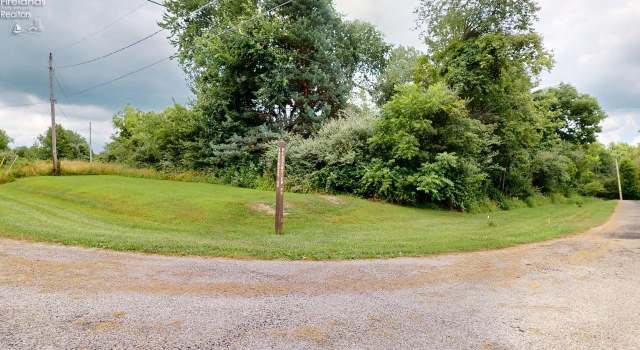 Photo of 1173 Lakewood Rd, Willard, OH 44890