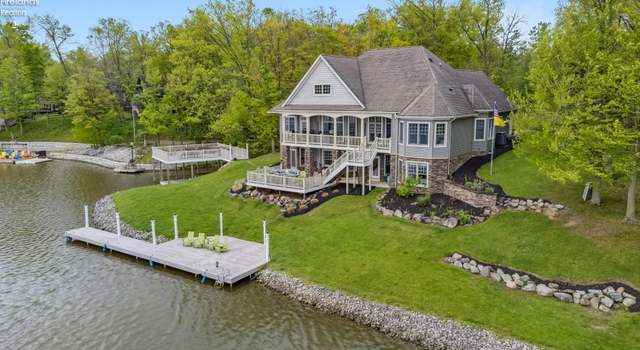 Photo of 188 Twin Bay Trl, Willard, OH 44890