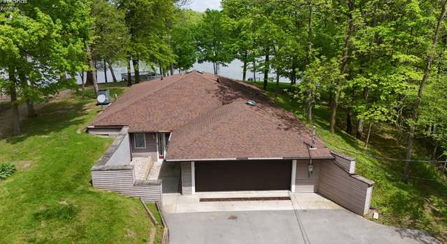 Photo of 193 Twin Bay Trl, Willard, OH 44890