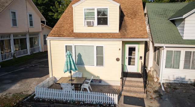 Photo of 208 Sycamore Ave, Lakeside, OH 43440