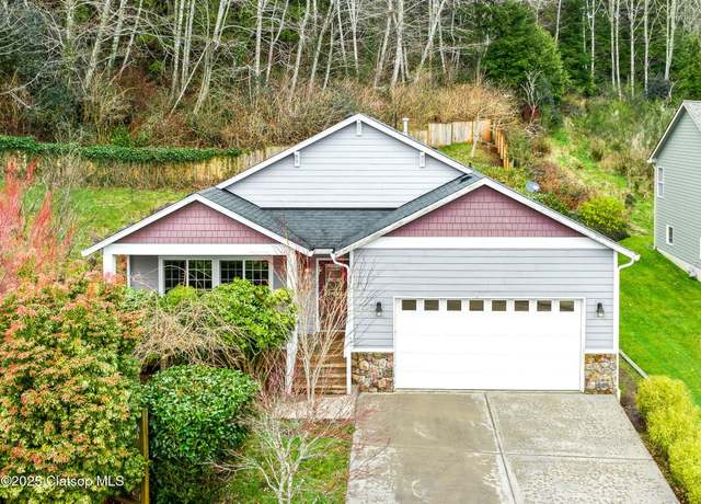 Property at 160 W Lexington Ave, Astoria, OR 97103, 3 beds, 2 baths