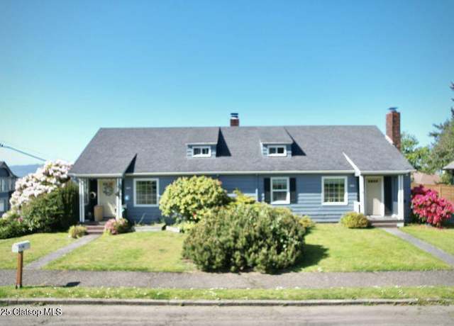Property at 1406-1422 Irving Ave, Astoria, OR 97103, 4 beds, 2 baths