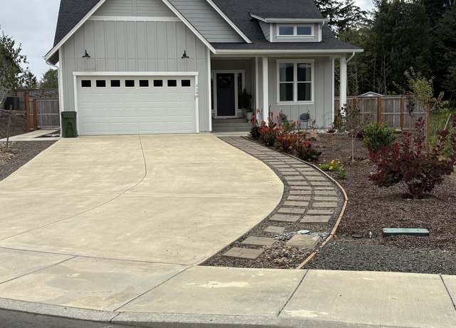 Property at 1190 Bugle Ave, Warrenton, OR 97146, 3 beds, 2 baths