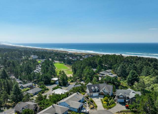 Property at 388 Ridge Ct, Manzanita, OR 97130, 3 beds, 3 baths
