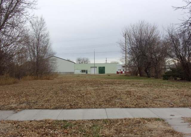 Property at 1405 2nd St, Norfolk, NE 68701
