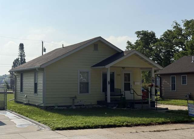 Property at 1008 7th St, Norfolk, NE 68701, 1 bed, 1 bath