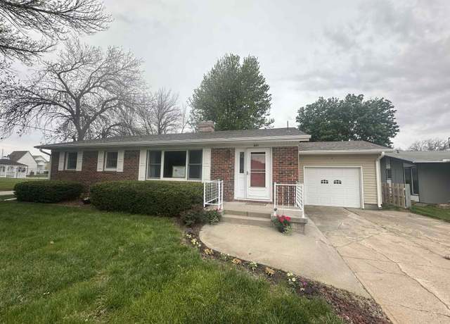 Property at 960 9th St, Albion, NE 68620, 3 beds, 2 baths