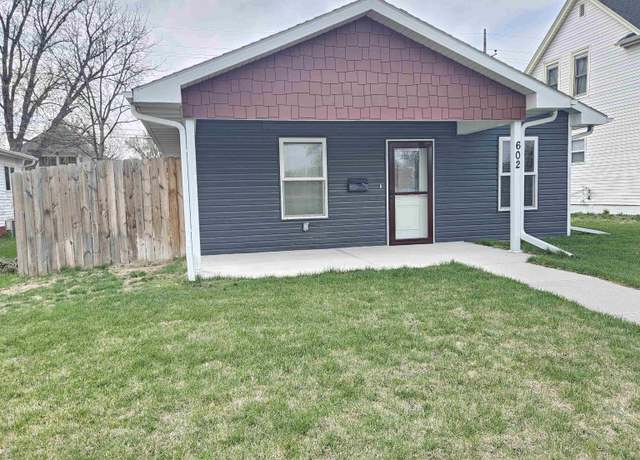 Property at 602 7th St, Norfolk, NE 68701, 2 beds, 1 bath