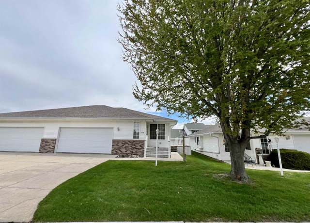 Property at 3416 Koenigstein Ave Unit 8 Ave, Norfolk, NE 68701, 3 beds, 3 baths