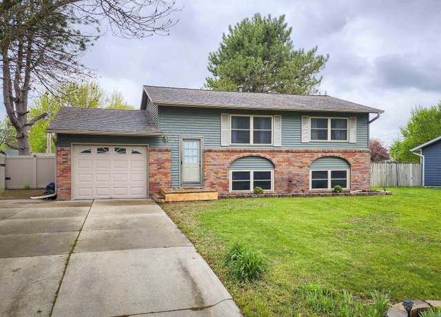 Property at 106 Broadmoor Dr, Norfolk, NE 68701, 3 beds, 1 bath