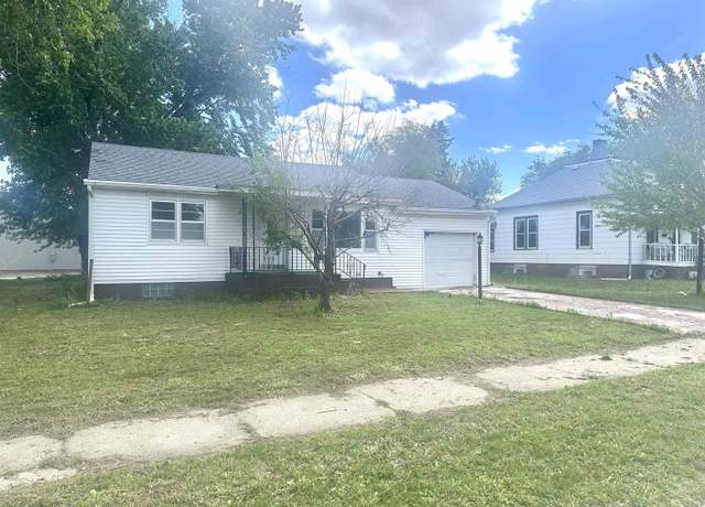 Property at 405 Hastings Ave, Norfolk, NE 68701, 2 beds, 1 bath