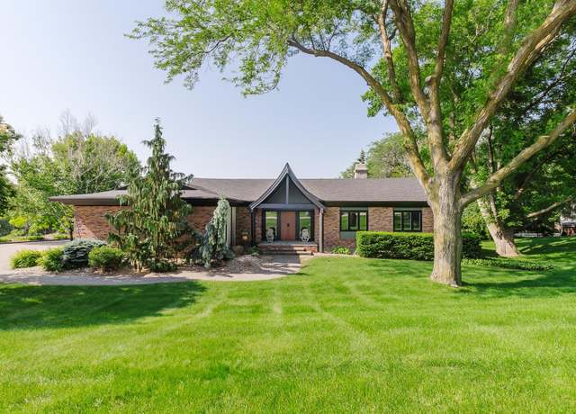 Property at 2005 Koenigstein Ave, Norfolk, NE 68701, 4 beds, 4 baths