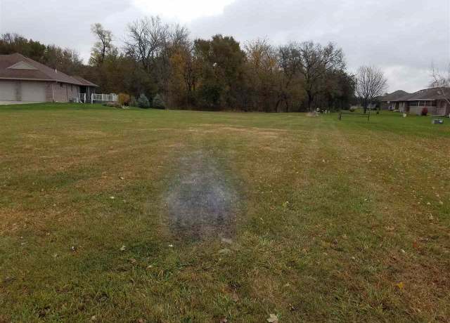 Property at 1314 Regency Cir, Norfolk, NE 68701