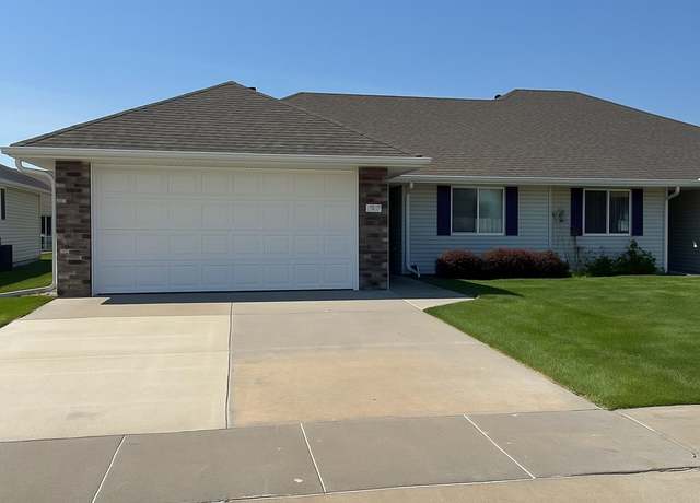Property at 906 Janet Ln, Norfolk, NE 68701, 2 beds, 2 baths