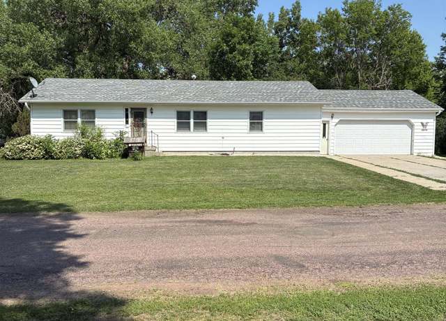 Property at 501 Douglas Ave, Creighton, NE 68729, 2 beds, 1 bath