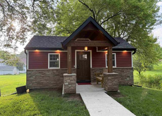 Property at 809 8th St, Wisner, NE 68791, 2 beds, 1 bath