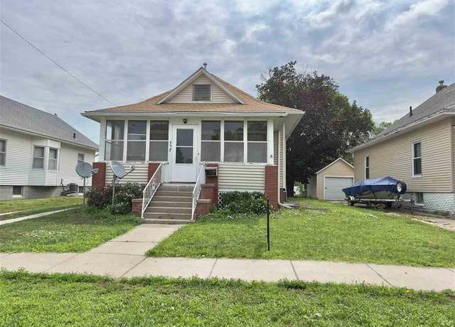Property at 509 3rd St, Norfolk, NE 68701, 4 beds, 2 baths