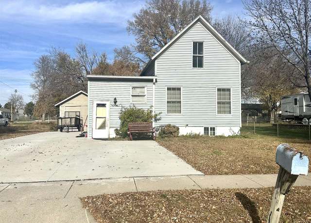 Property at 114 Cedar Ave, Norfolk, NE, 3 beds, 1 bath