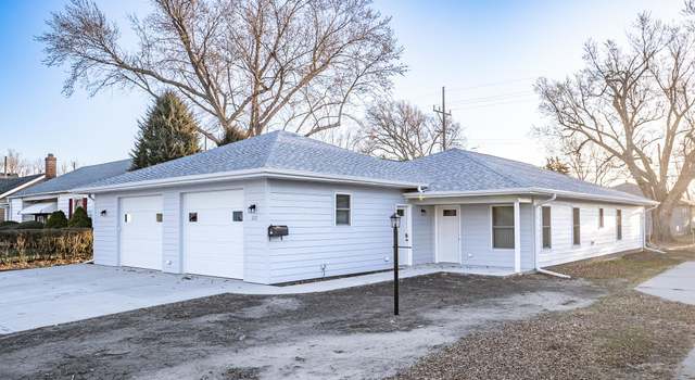 Photo of 825 8th St, Norfolk, NE 68701