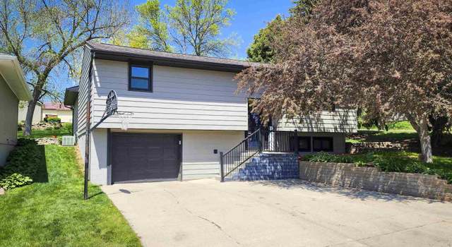 Photo of 917 8th St, Wisner, NE 68791