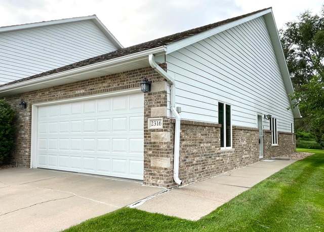 Property at 2316 W 42nd St, Kearney, NE 68845, 2 beds, 1 bath