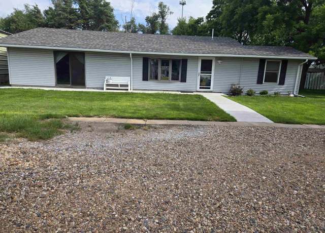 Property at 213 Friendly Ln, North Platte, NE 69101, 2 beds, 1 bath