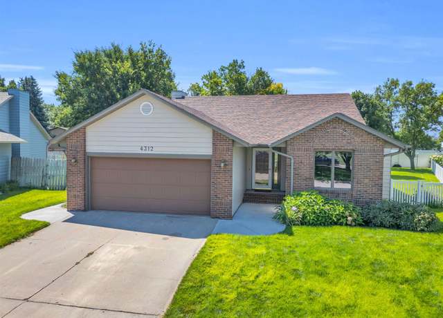 Property at 4312 19th Ave, Kearney, NE 68845, 4 beds, 3 baths