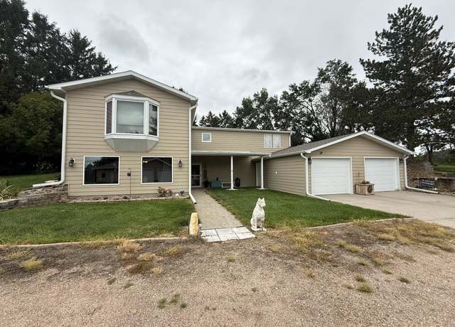 Property at 6110 Bison St, Kearney, NE 68845, 3 beds, 2 baths