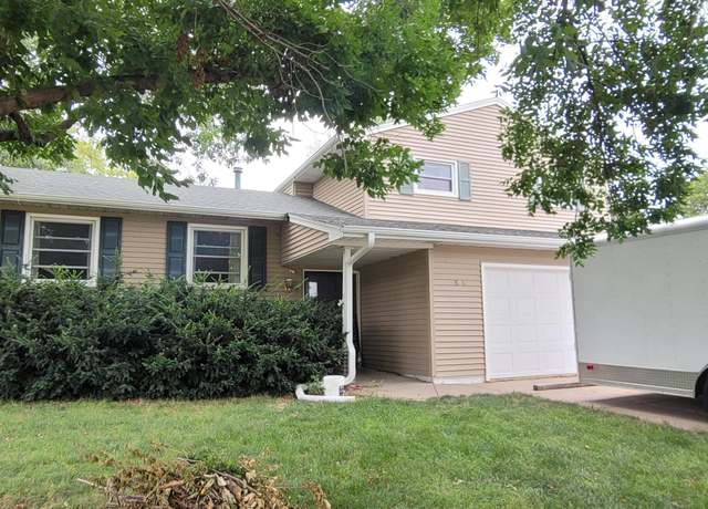 Property at 3806 11th Ave, Kearney, NE 68845, 3 beds, 3 baths