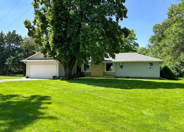 Property at 74947 435 Rd, Lexington, NE 68850, 2 beds, 2 baths