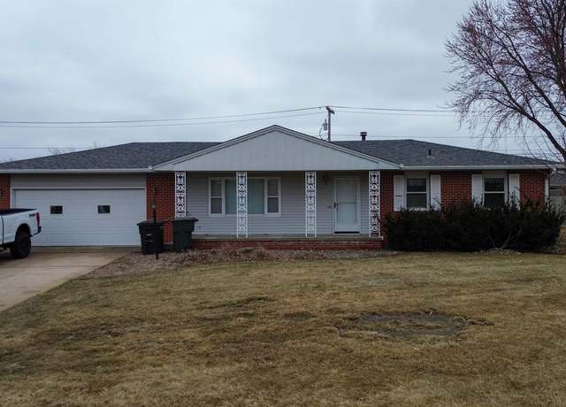 Property at 2115 Home St, Hastings, NE 68901, 2 beds, 3 baths