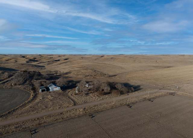 Property at 78004 412 Dr, Gothenburg, NE 69138, 1 bed, 2 baths