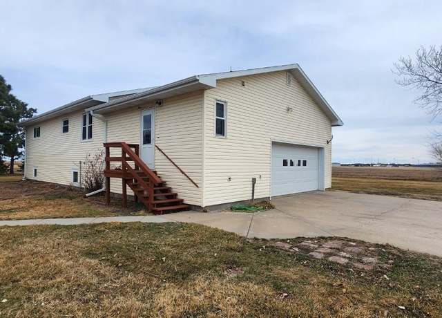 Property at 43159 Hwy 30, Lexington, NE 68850, 4 beds, 2 baths