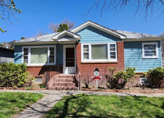 Property at 1811 F Ave, Gothenburg, NE 69138, 3 beds, 2 baths