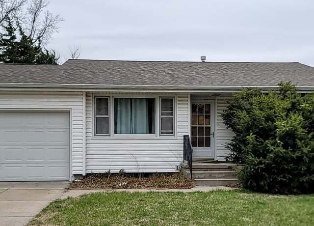 Property at 720 Milan Ave, Ravenna, NE 68869, 2 beds, 1 bath