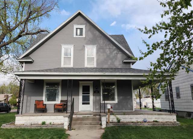 Property at 1421 D Ave, Gothenburg, NE 69138, 4 beds, 2 baths
