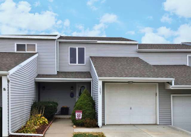 Property at 1607 West 40th St, Kearney, NE 68845, 3 beds, 3 baths