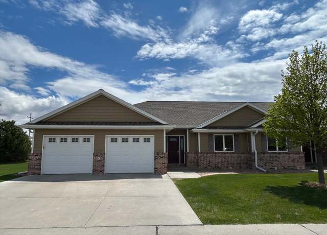 Property at 5610 Eastbrooke Drive #1 Dr, Kearney, NE 68847, 4 beds, 3 baths