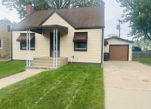 Property at 710 E 4th St, Hastings, NE 68901, 2 beds, 2 baths