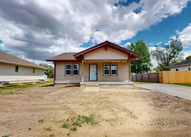 Property at 1203 G Ave, Kearney, NE 68847, 4 beds, 2 baths