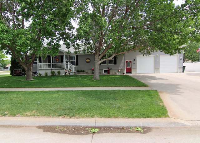Property at 1221 E Ave, Kearney, NE 68847, 5 beds, 4 baths