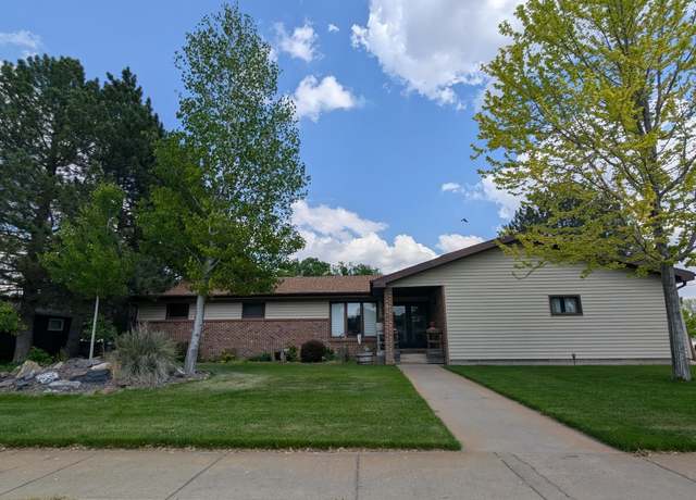 Property at 1702 Hoover St, Lexington, NE 68850, 3 beds, 2 baths
