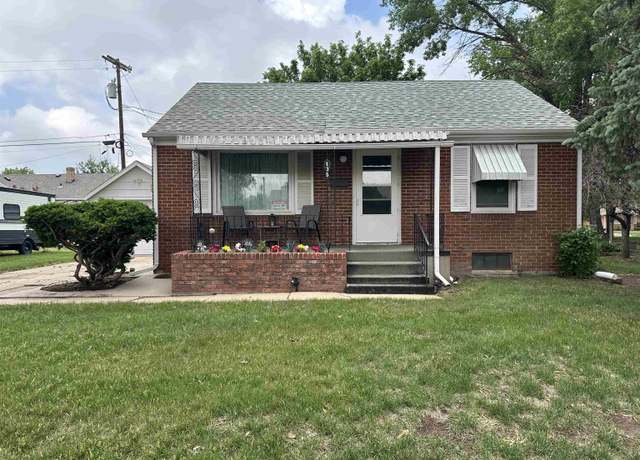 Property at 135 Ringland Rd, Hastings, NE 68901, 2 beds, 1 bath