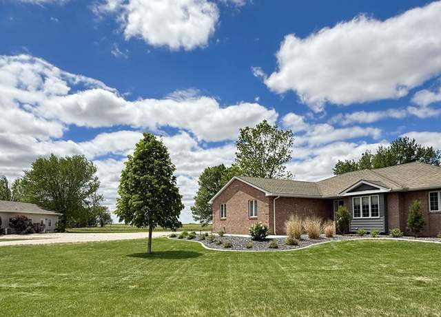 Property at 2260 E 103rd St, Kearney, NE 68847, 5 beds, 5 baths