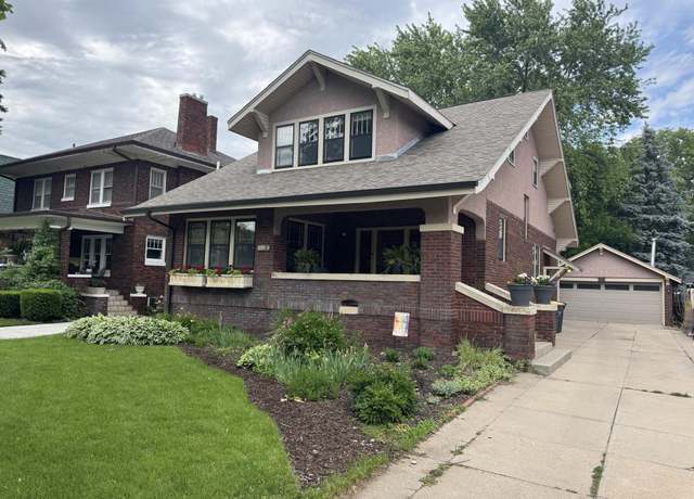 Property at 411 University Ave, Hastings, NE 68901, 4 beds, 4 baths
