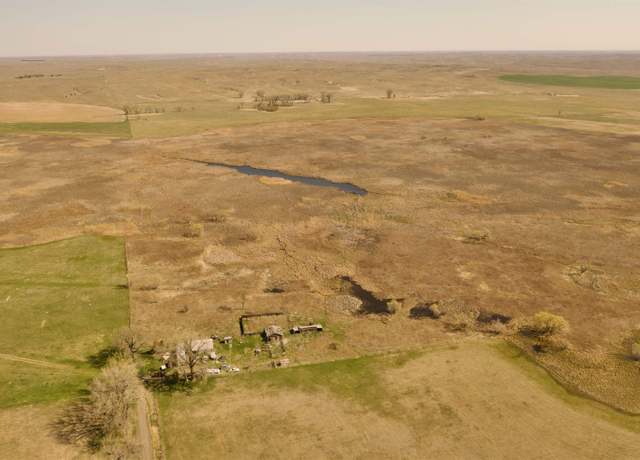 Property at 21611 E Slant Rd, Maxwell, NE 69151
