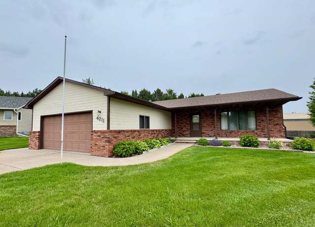 Property at 4211 H Ave, Kearney, NE 68847, 2 beds, 2 baths