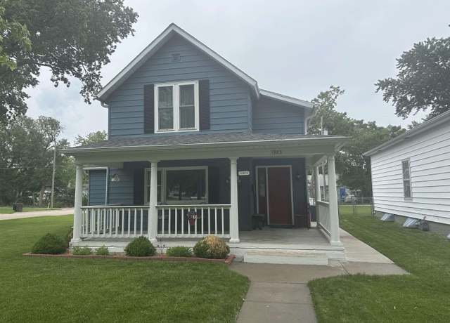 Property at 1923 6th Ave, Kearney, NE 68845, 3 beds, 1 bath