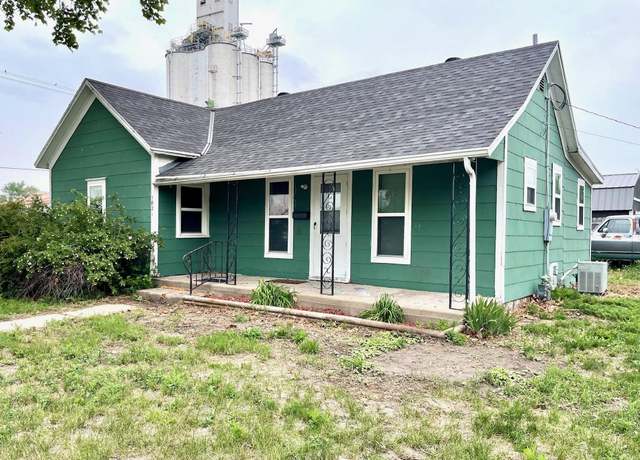 Property at 1821 4th Ave, Kearney, NE 68845, 2 beds, 1 bath