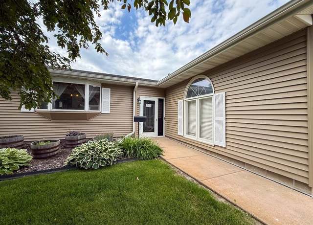 Property at 1211 N Garfield St, Lexington, NE 68850, 3 beds, 2 baths